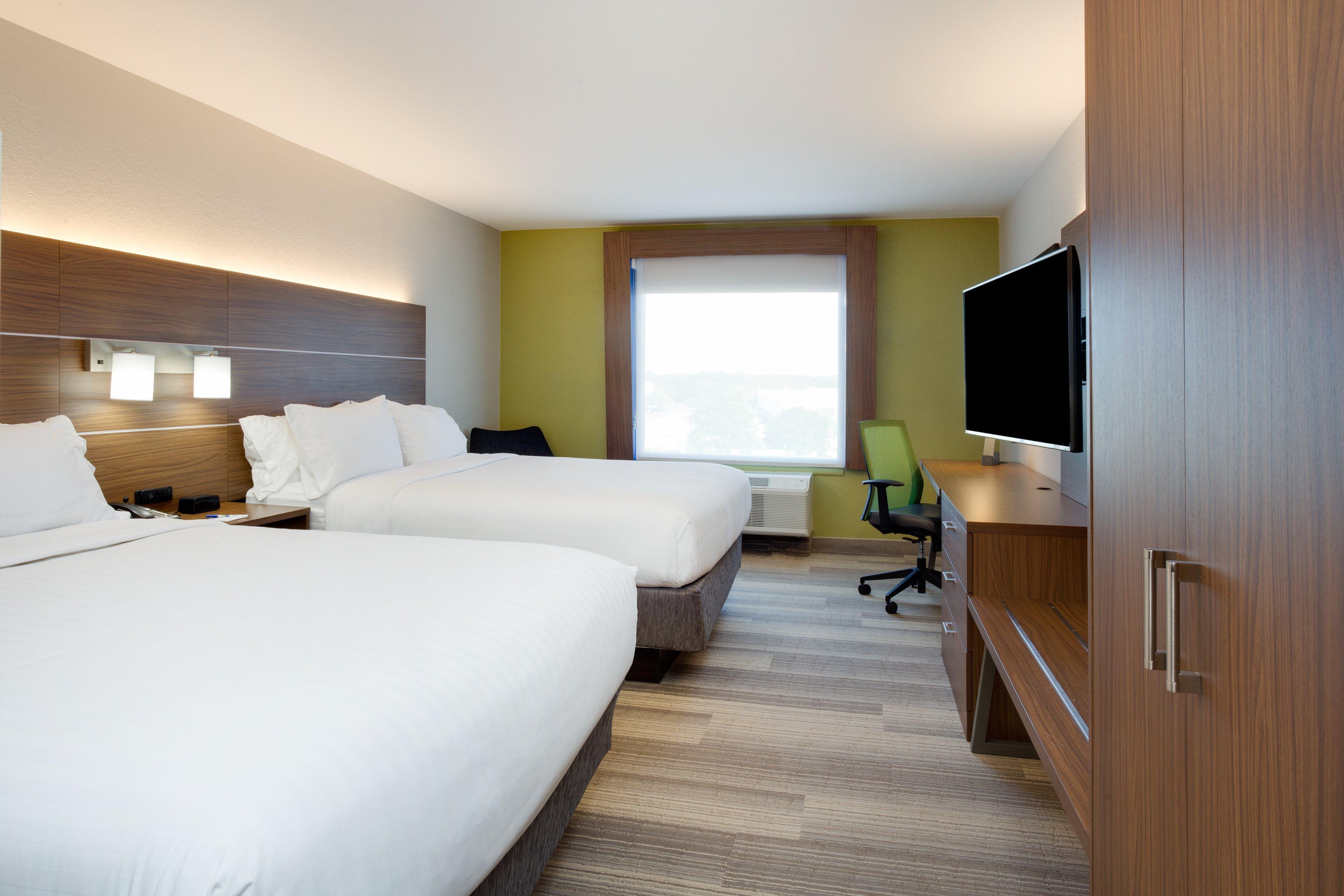 Holiday Inn Express Hotel & Suites Tampa-Fairgrounds-Casino By Ihg Exterior photo