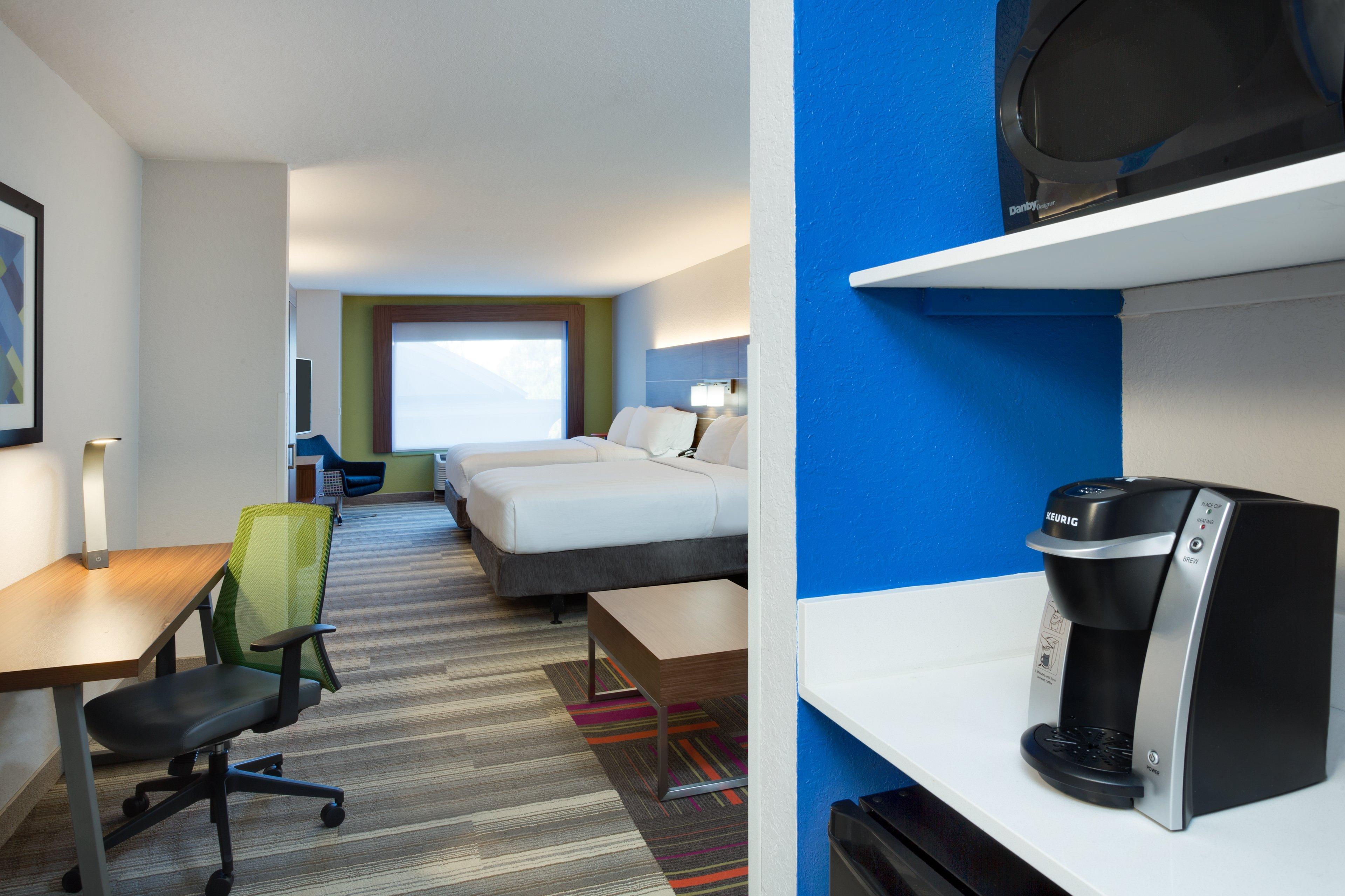 Holiday Inn Express Hotel & Suites Tampa-Fairgrounds-Casino By Ihg Exterior photo