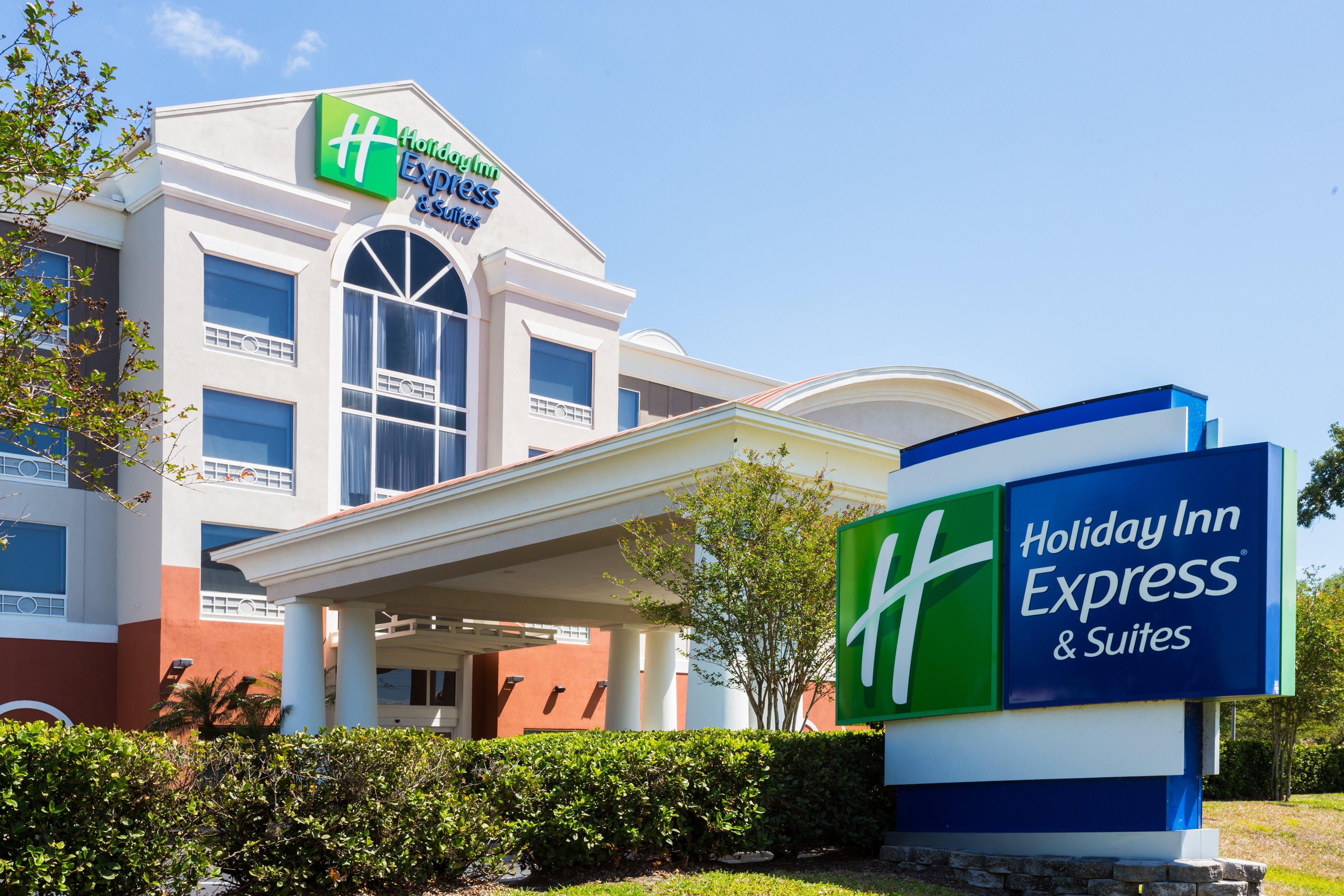 Holiday Inn Express Hotel & Suites Tampa-Fairgrounds-Casino By Ihg Exterior photo